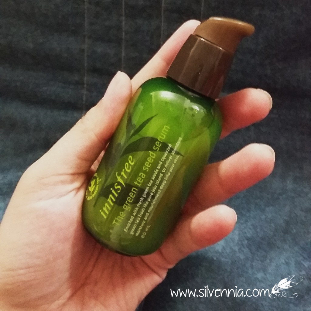 innisfree green tea serum bottle