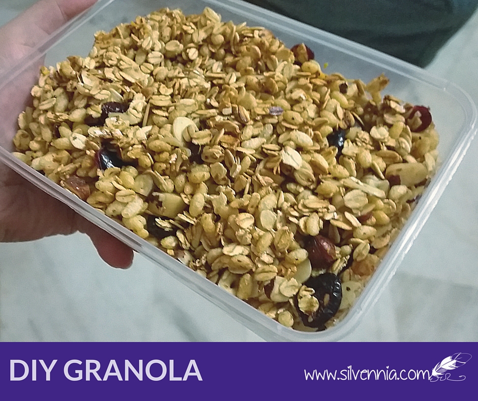 Homemade Fruits & Nuts Granola